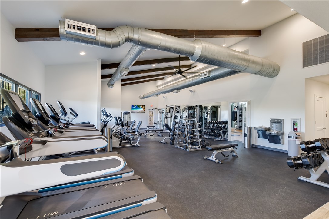 Photo #28 Brand New Gym within Walking distance