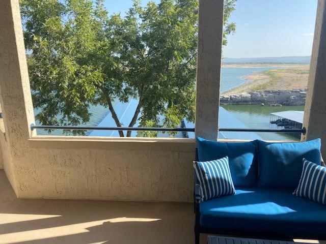 Browse active condo listings in ISLAND ON LAKE TRAVIS