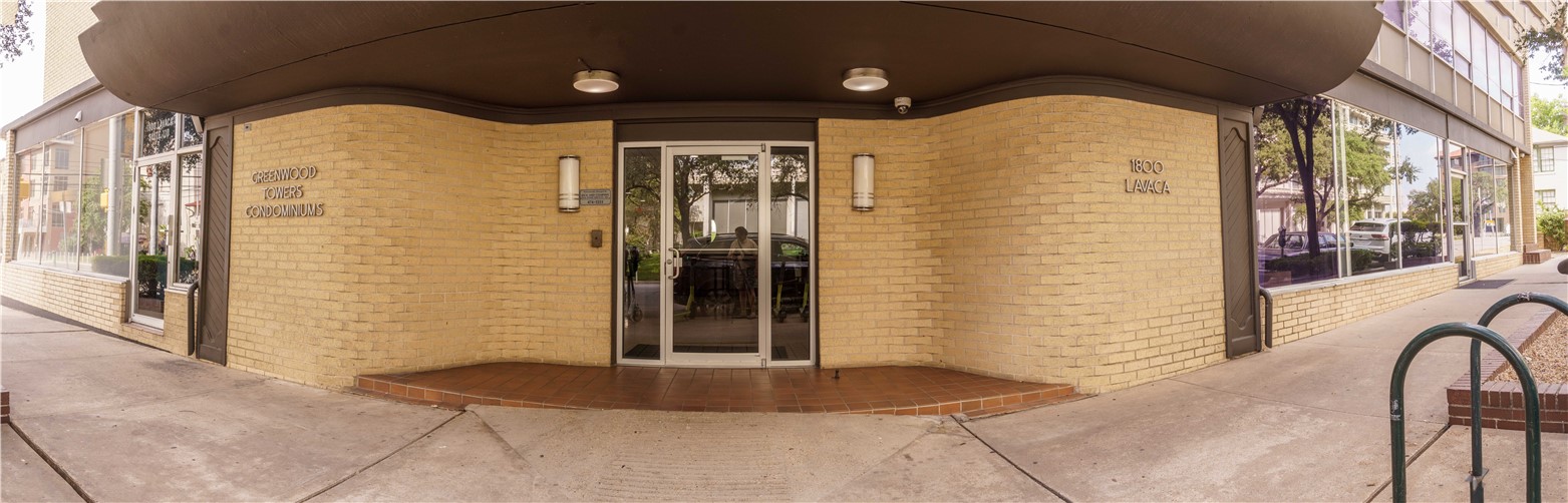 Photo #18 Entrance to Greenwood Towers (panoramic)