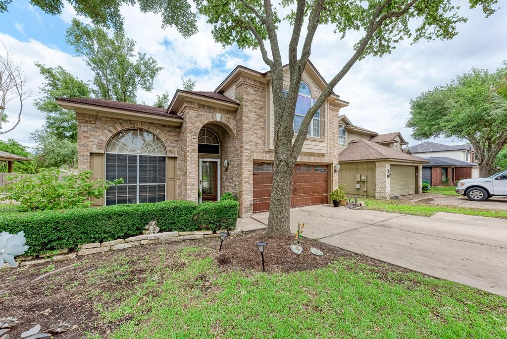 824 Whitehall Drive, Pflugerville, Texas image 2