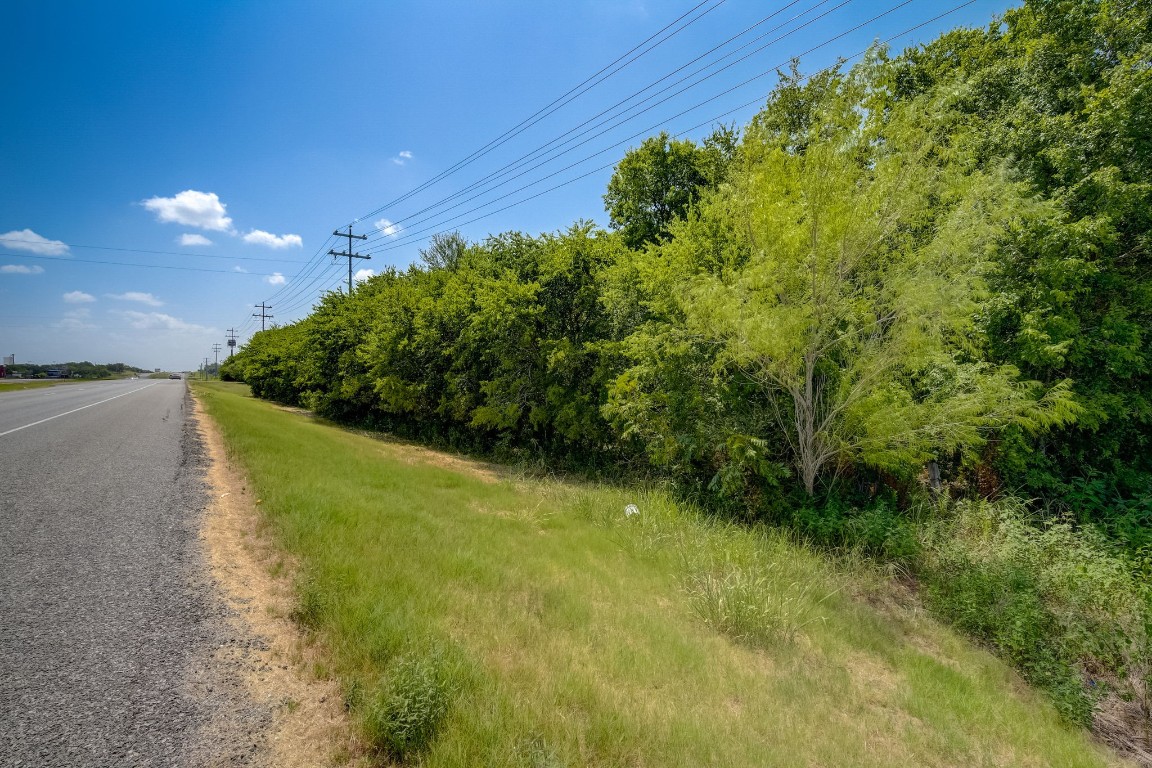 3924 Hwy 290 #A, Paige, Texas image 5