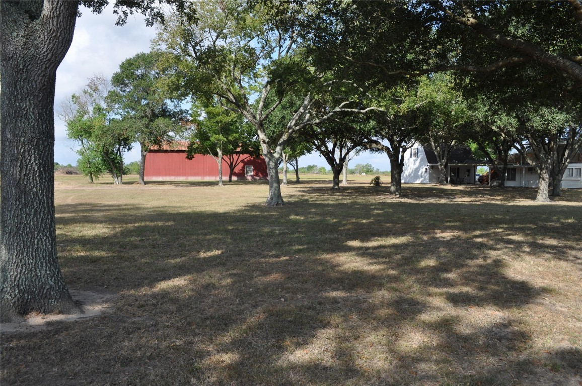 1713 Woody Lane, Sealy, Texas image 18