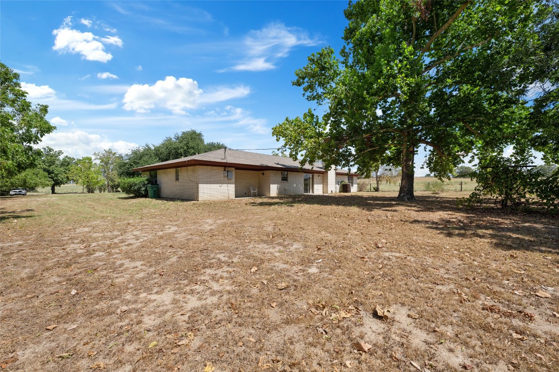 1768 County Road 449, Thorndale, Texas image 7