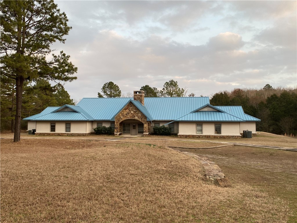 8524 Youth Ranch Road, Mulberry, AR 72937