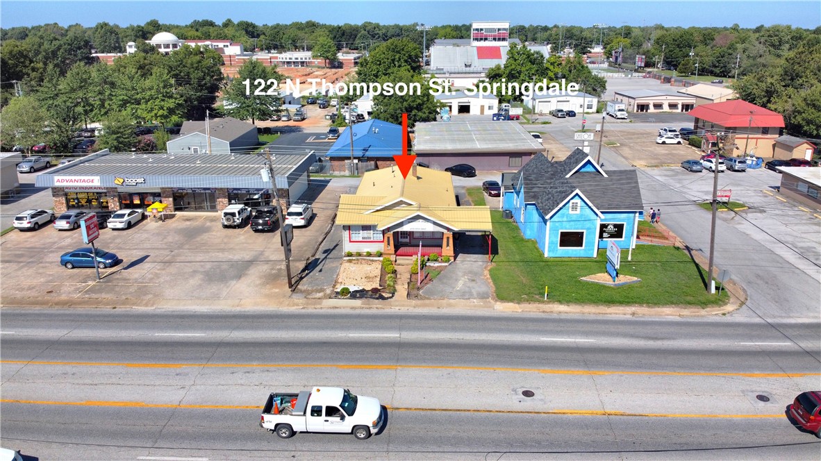 122 N Thompson, Springdale, AR 72764