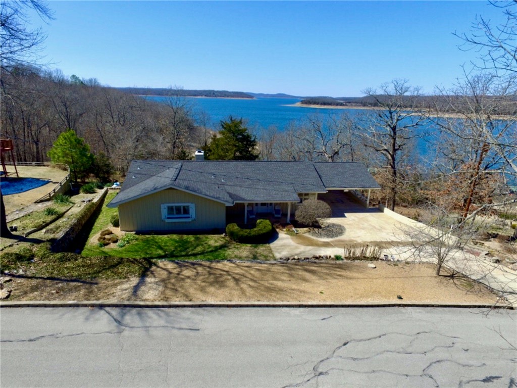 1086 Edgewood Bay Drive, Lakeview, AR 72642
