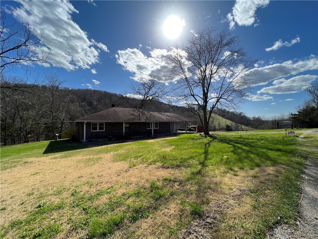 2249 County Road 719, Berryville, AR 72616