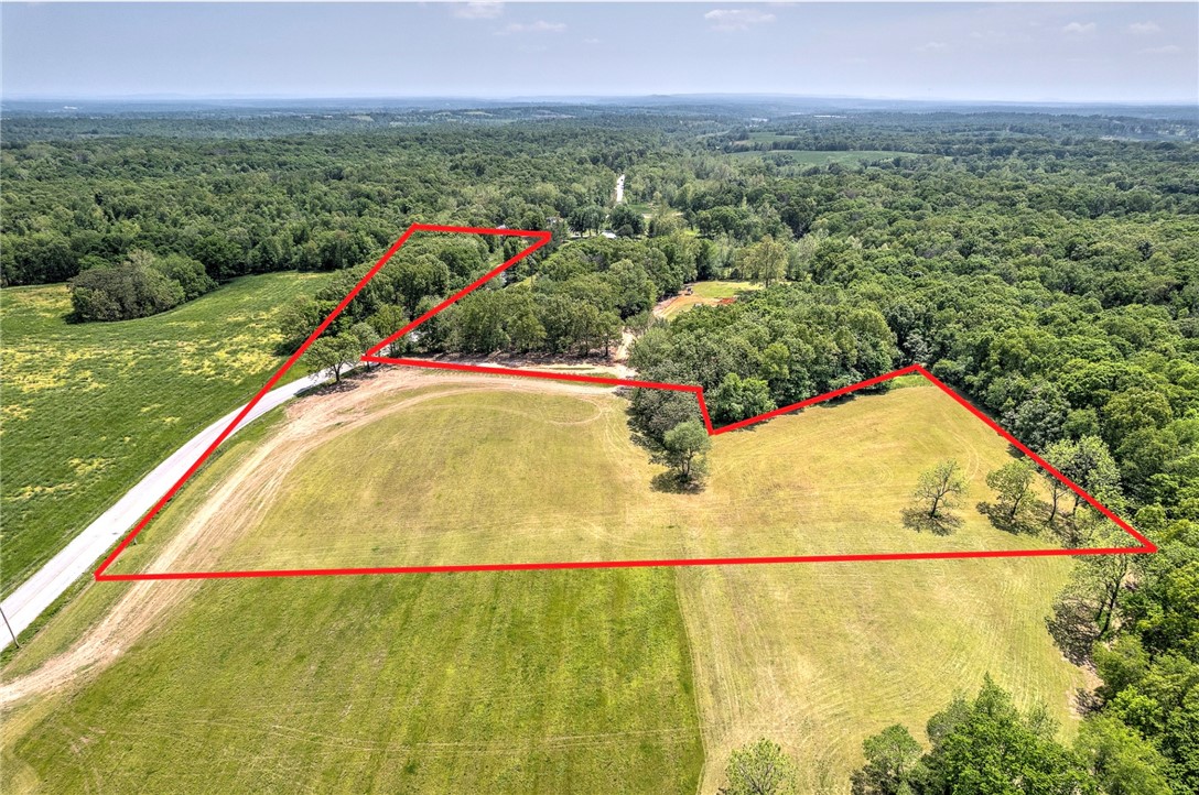 131 NW GAILEY HOLLOW Road, Highfill, AR 72761
