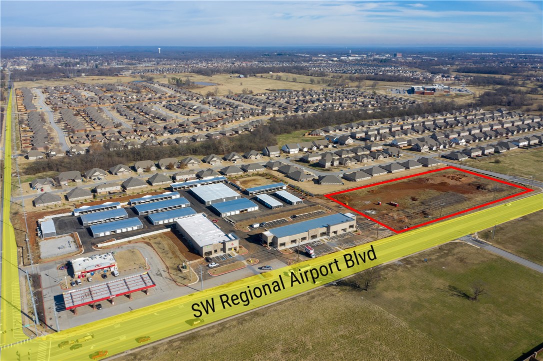 3600 SW Regional Airport Boulevard, Bentonville, AR 72712