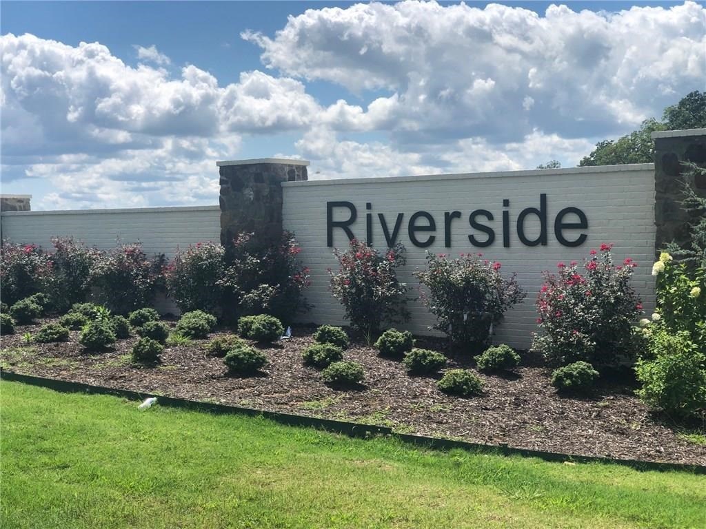#59 Riverside Estates, Fayetteville, AR 72703