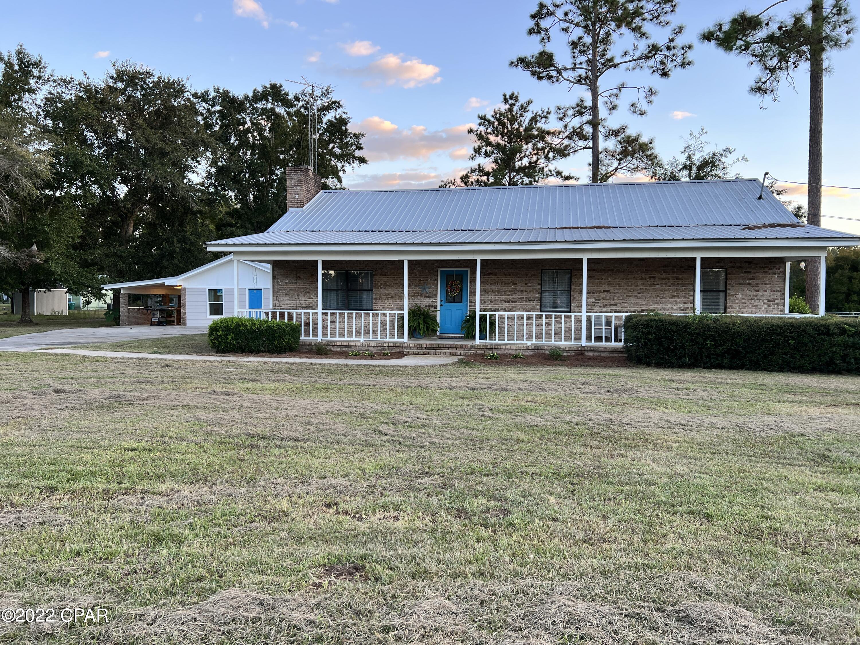 10587 NW Azalea Street, Bristol, FL 32321