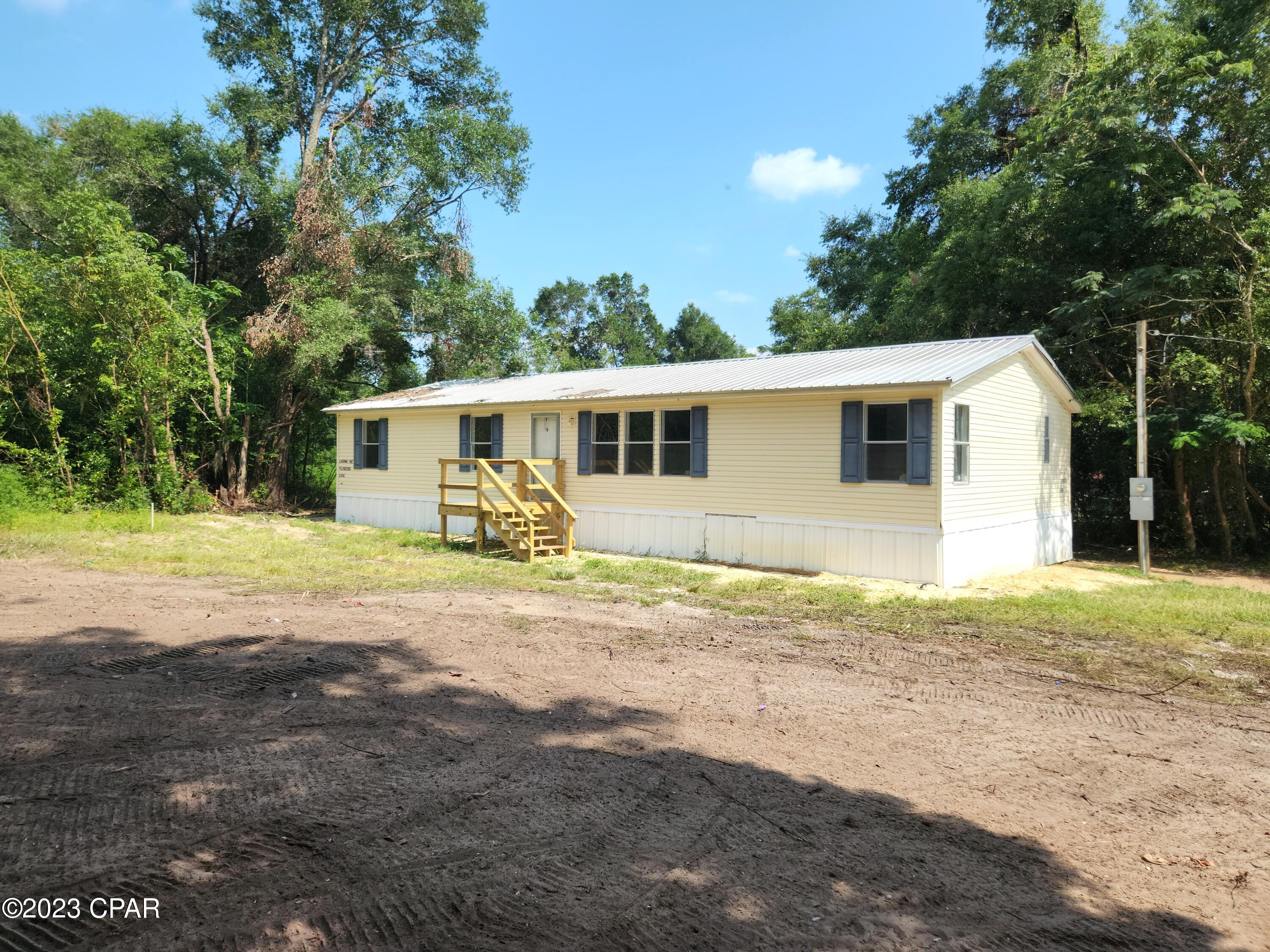 15764 NE Peddie Road, Hosford, FL 