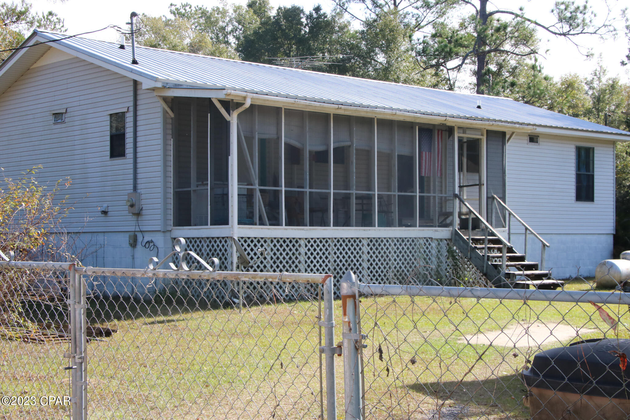 4483 Monroe Street, Caryville, FL 