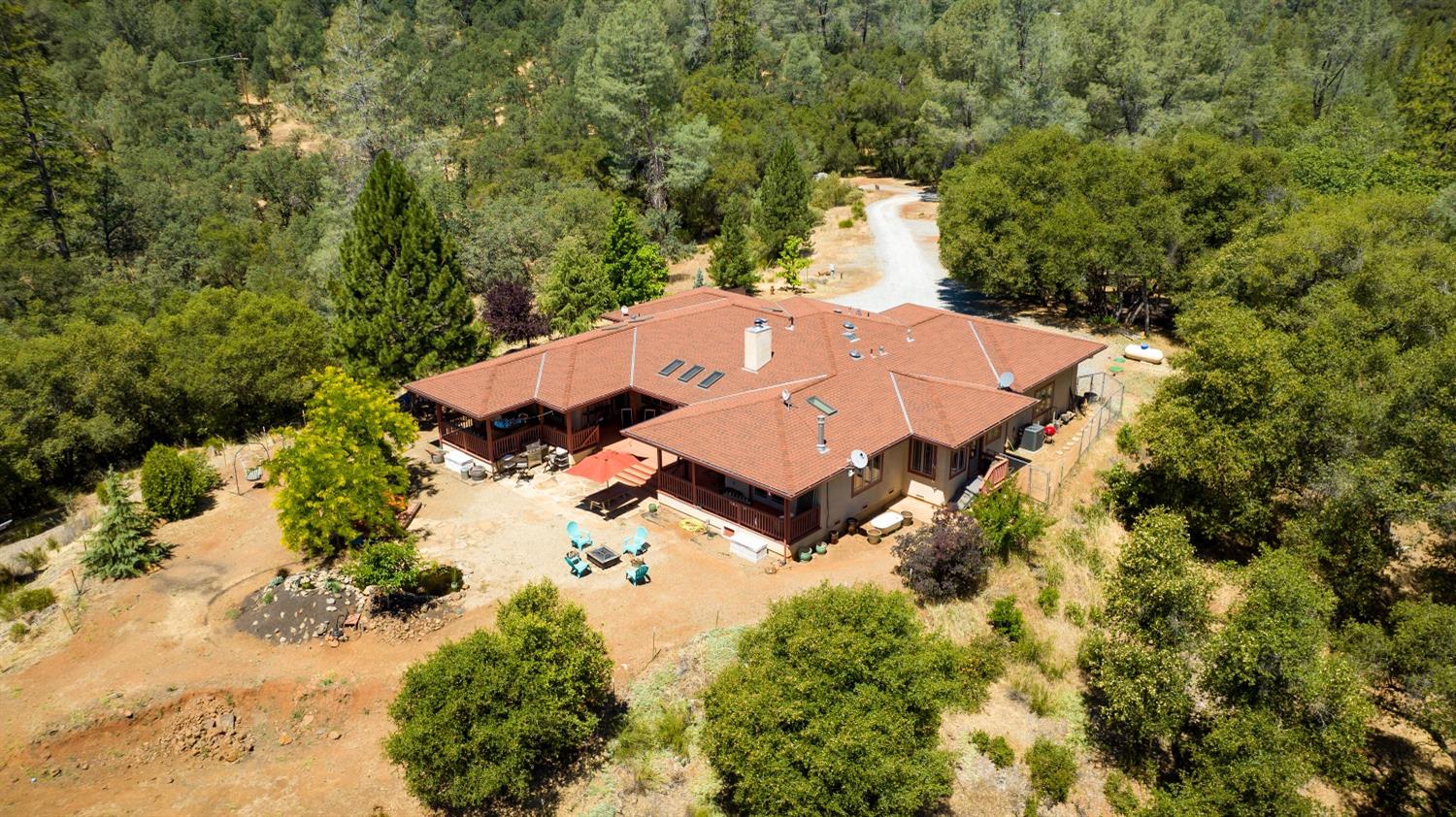 5603 Gold Mountain Road, Mountain Ranch, California 95246, 3 Bedrooms Bedrooms, ,2 BathroomsBathrooms,Residential,For Sale,Gold Mountain,202300384