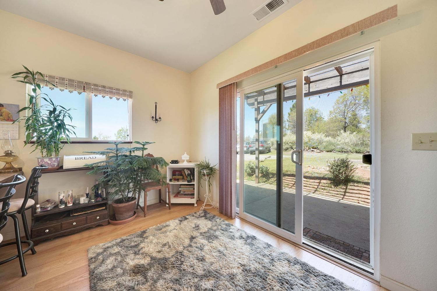 1631 Valentine Hill Drive, West Point, California 95255, 3 Bedrooms Bedrooms, ,3 BathroomsBathrooms,Residential,For Sale,Valentine Hill,202300505