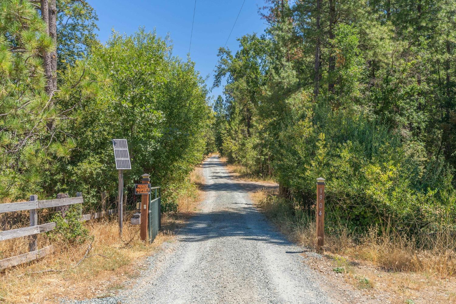 1904 Liberty Valley Road, Railroad Flat, California 95248, 2 Bedrooms Bedrooms, ,2 BathroomsBathrooms,Residential,For Sale,Liberty Valley,202303148