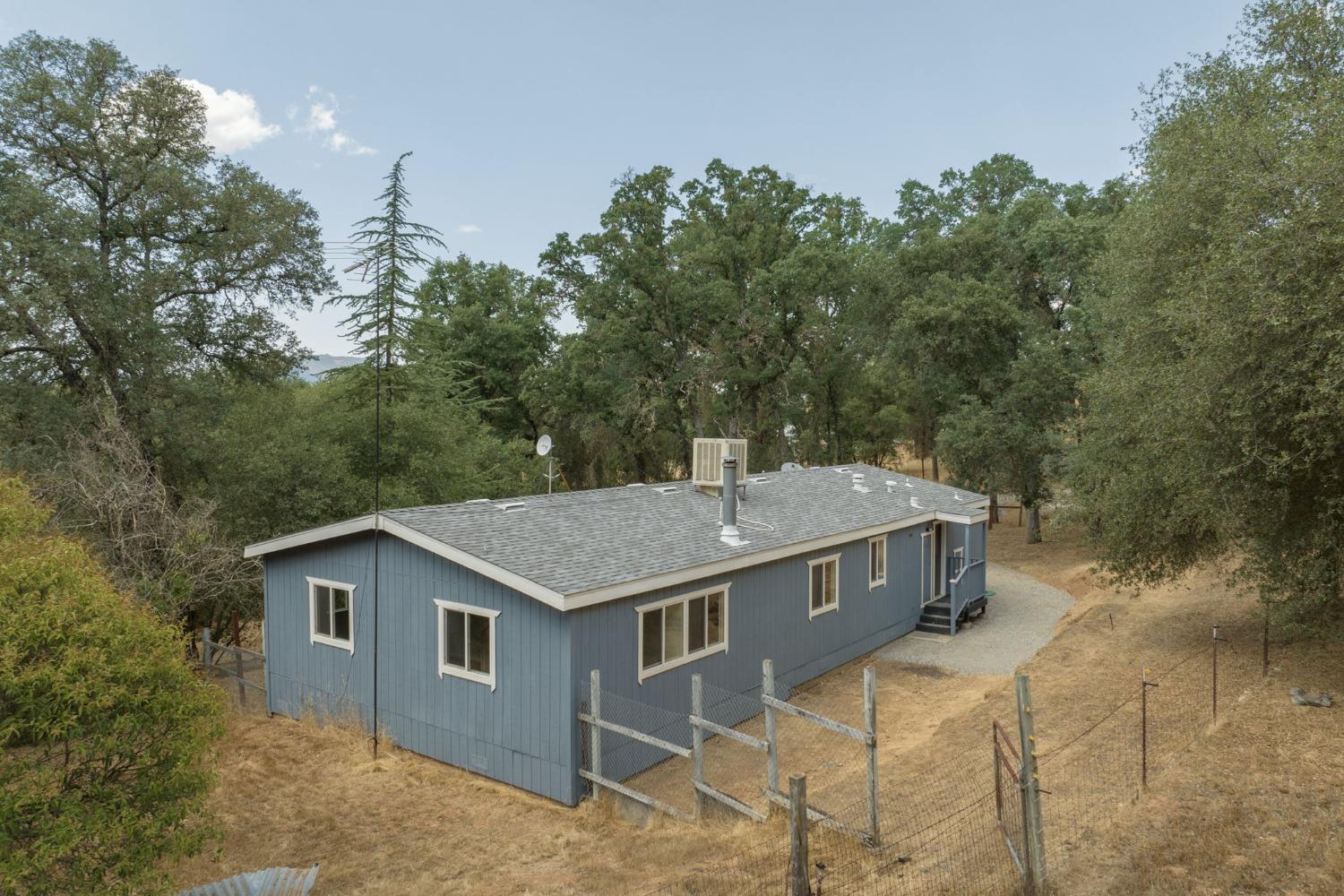 2776 Haskill Lane, Angels Camp, California 95222, 4 Bedrooms Bedrooms, ,2 BathroomsBathrooms,Residential,For Sale,Haskill,202303179