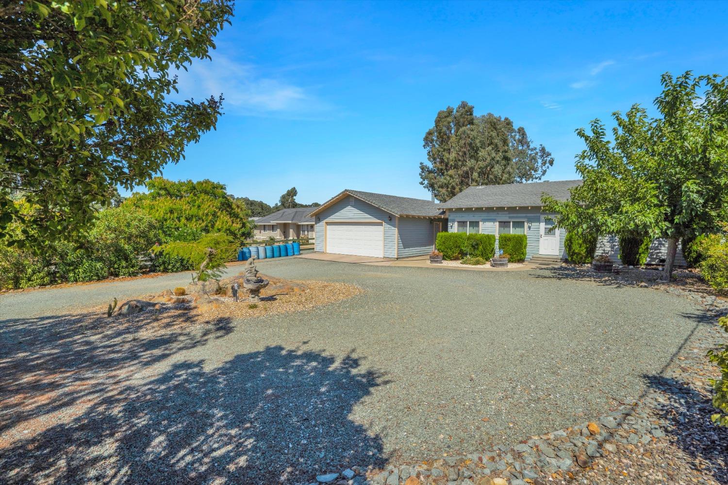 3915 Hartvickson Lane, Valley Springs, California 95252, 3 Bedrooms Bedrooms, ,2 BathroomsBathrooms,Residential,For Sale,Hartvickson,202303315