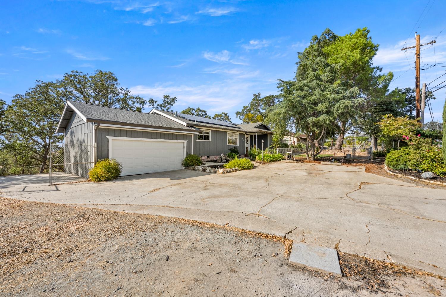 3326 Hartvickson Lane, Valley Springs, California 95252, 2 Bedrooms Bedrooms, ,2 BathroomsBathrooms,Residential,For Sale,Hartvickson,202303364