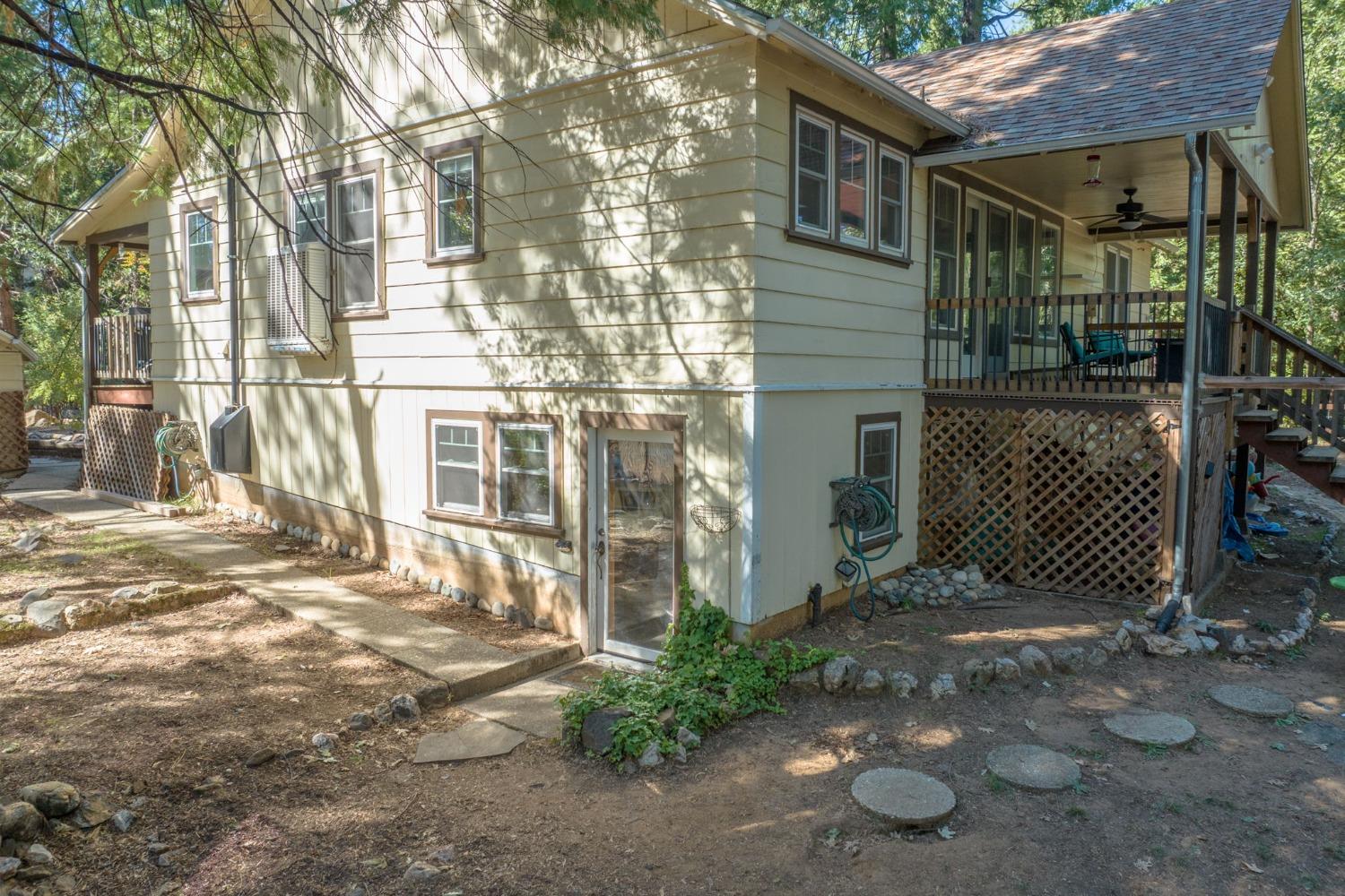 Bonus room has separate entrance