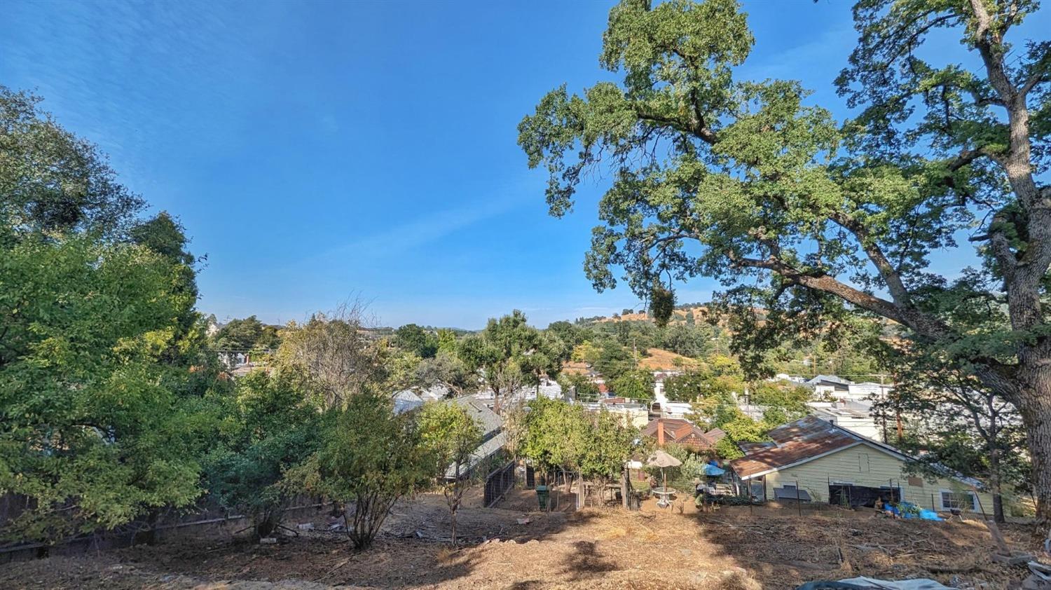 1369 Mark Twain Road, Angels Camp, California 95222, 2 Bedrooms Bedrooms, ,1 BathroomBathrooms,Residential,For Sale,Mark Twain,202303403