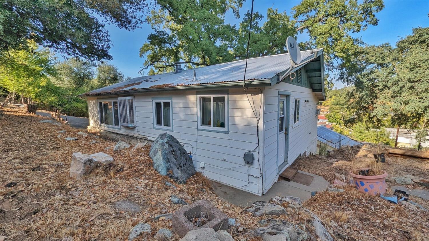 1369 Mark Twain Road, Angels Camp, California 95222, 2 Bedrooms Bedrooms, ,1 BathroomBathrooms,Residential,For Sale,Mark Twain,202303403