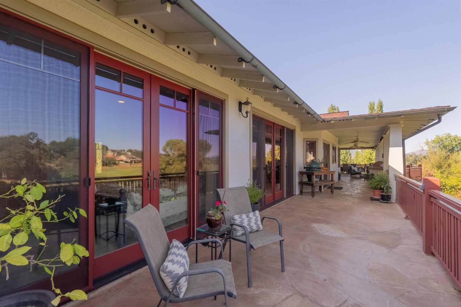 Outdoor Dining Area