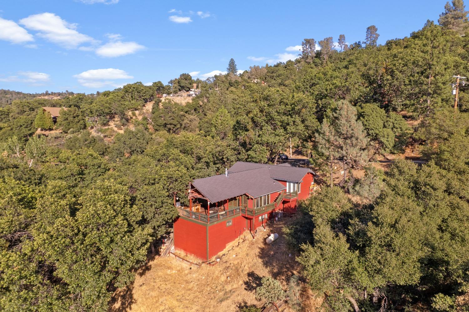 21200 Crestview Drive, Sonora, California 95370, 3 Bedrooms Bedrooms, ,3 BathroomsBathrooms,Residential,For Sale,Crestview,202303426