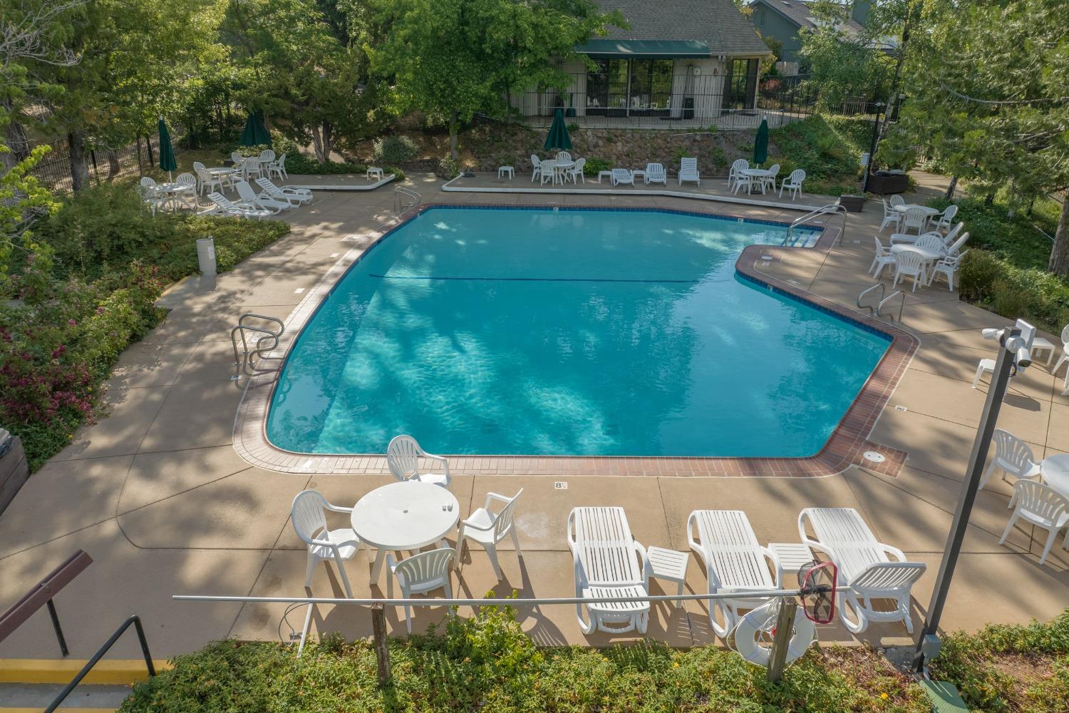 Hilltop Park pool and clubhouse.