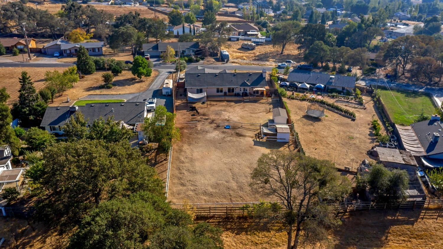 2611 Holmquist Lane, Valley Springs, California 95252, 3 Bedrooms Bedrooms, ,2 BathroomsBathrooms,Residential,For Sale,Holmquist,202303446