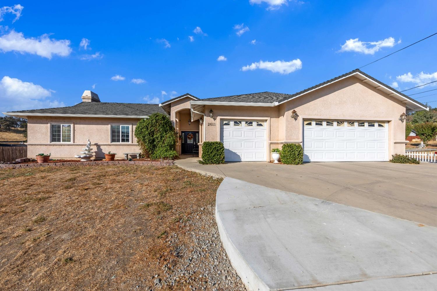 2611 Holmquist Lane, Valley Springs, California 95252, 3 Bedrooms Bedrooms, ,2 BathroomsBathrooms,Residential,For Sale,Holmquist,202303446