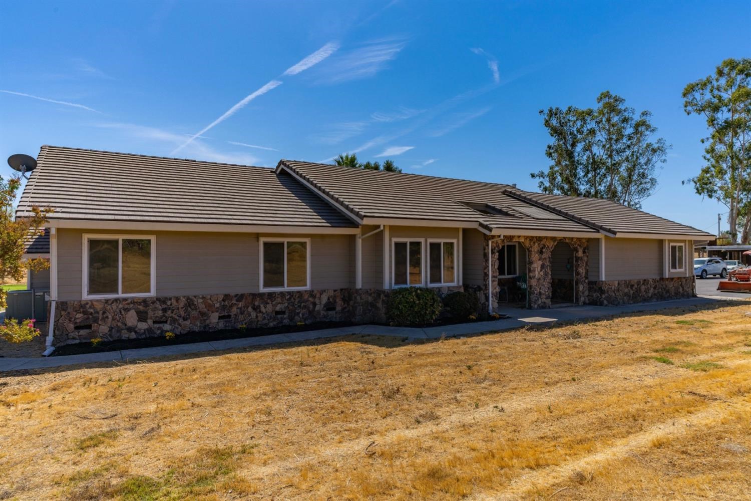 10575 Quartz Drive, Wallace, California 95254, 3 Bedrooms Bedrooms, ,2 BathroomsBathrooms,Residential,For Sale,Quartz,2004912