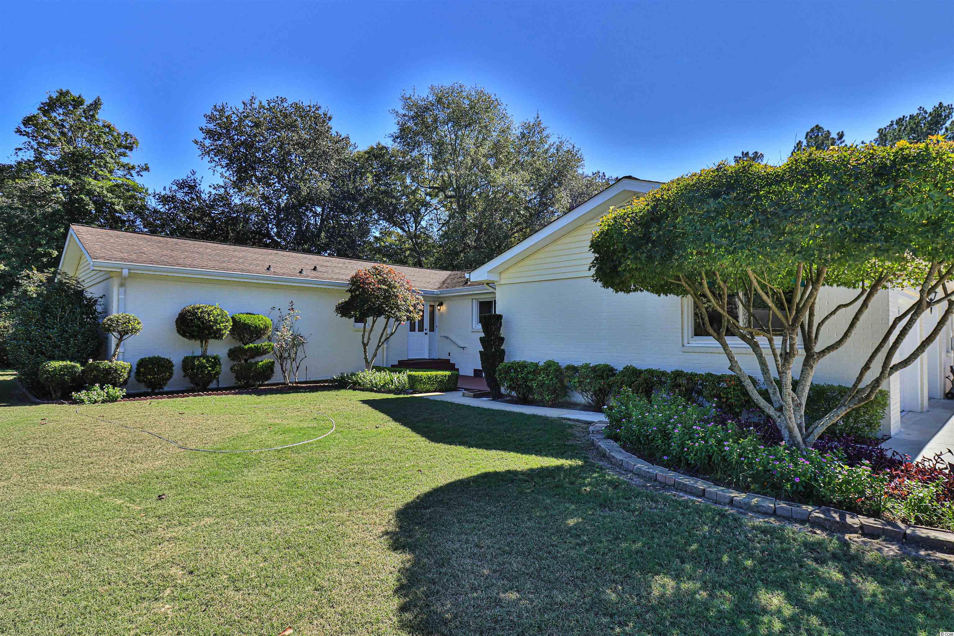 5840 Crestwood Dr.