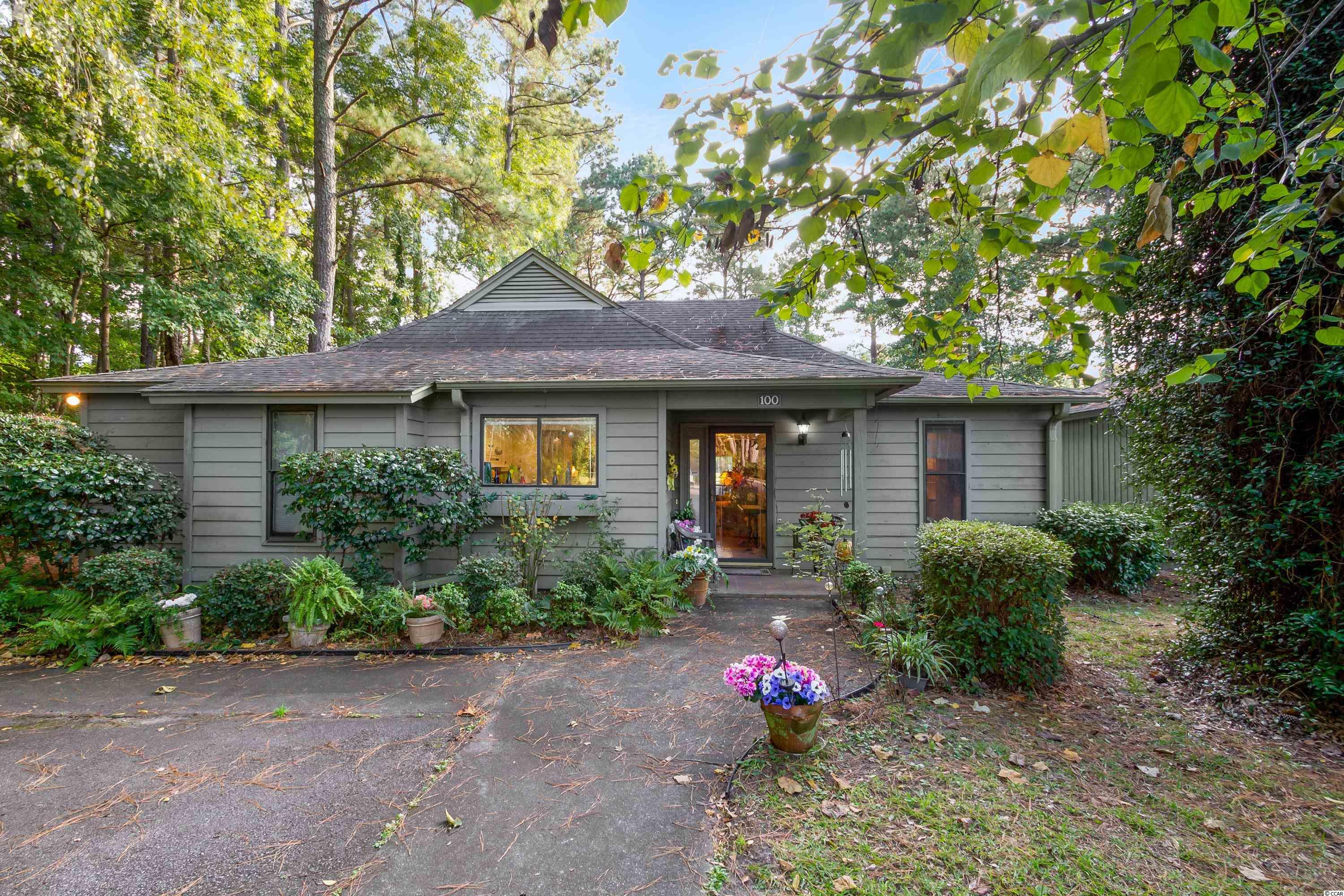 100 Berry Tree Ln. Conway, SC 29526