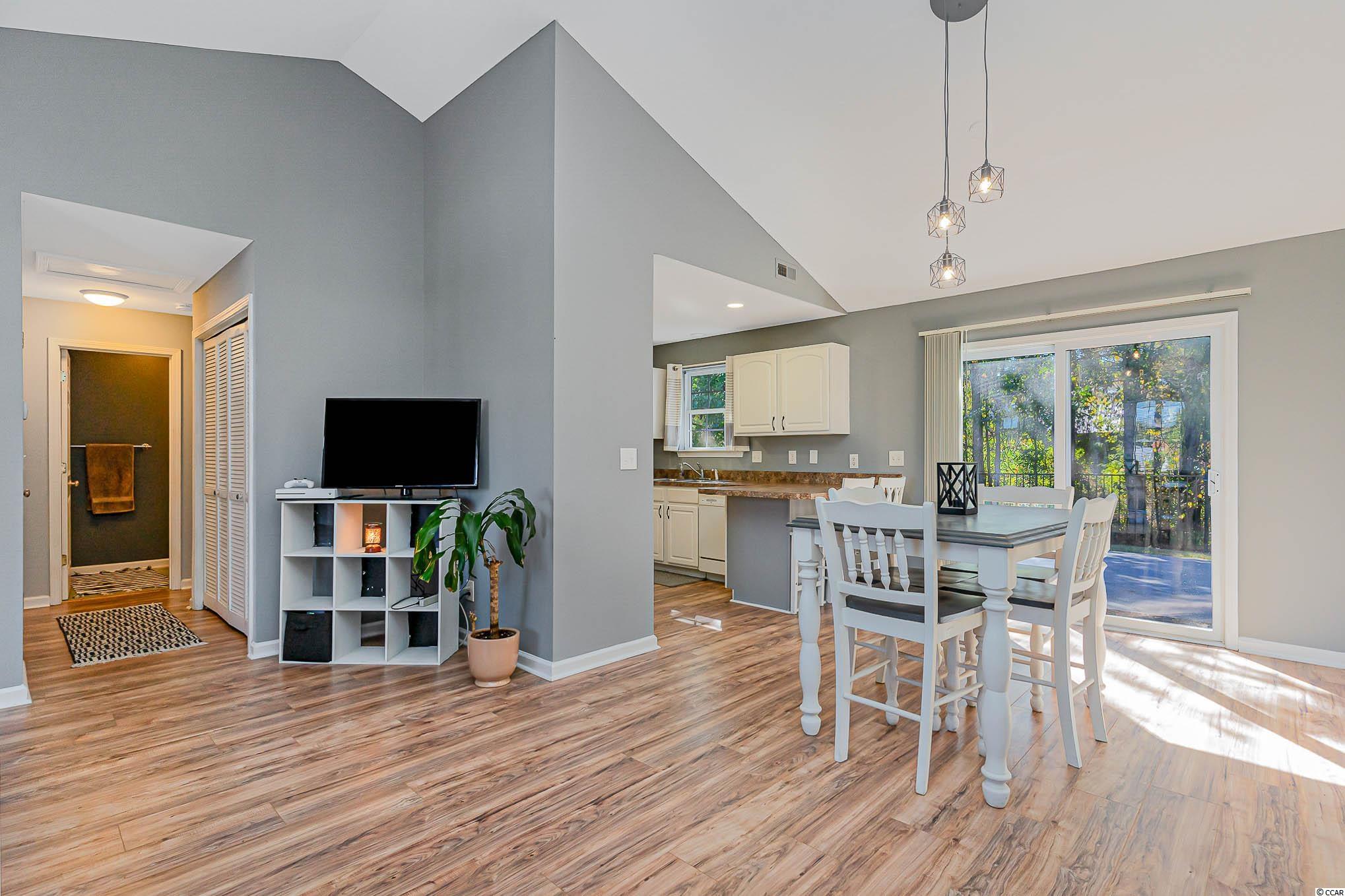 204 Balsa Dr.