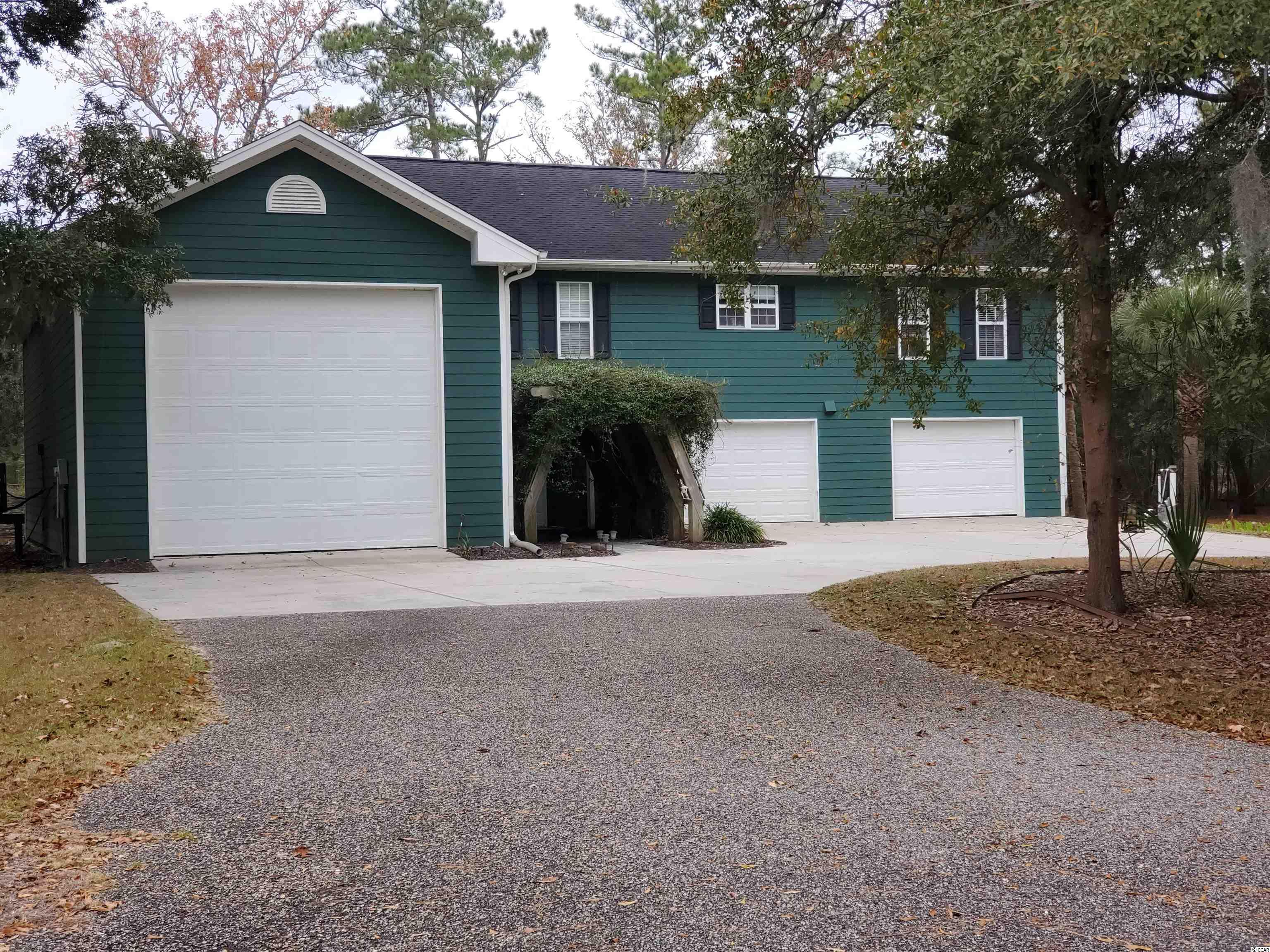 1940 Gray Oaks Dr. Conway, SC 29526