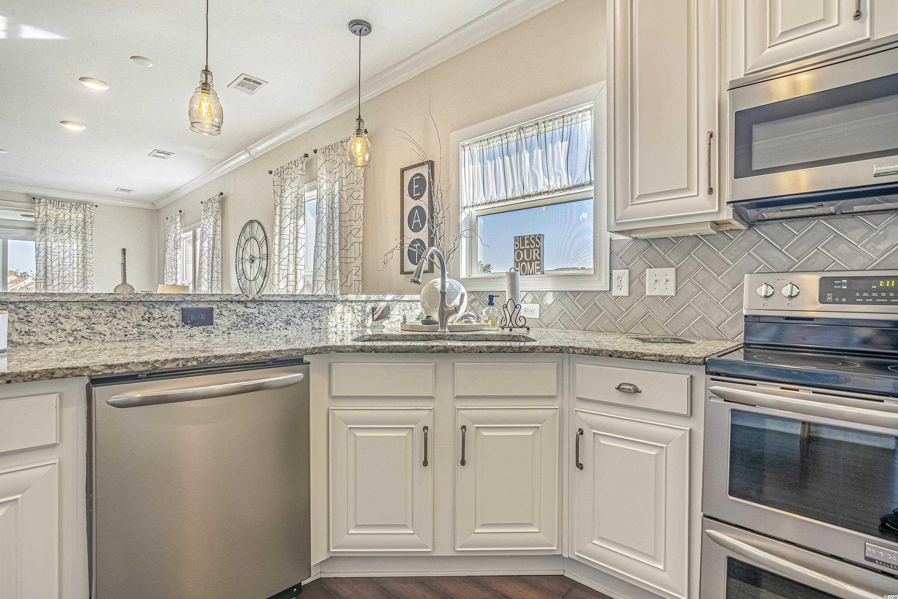 4383 Landing Rd. Little River, SC 29566