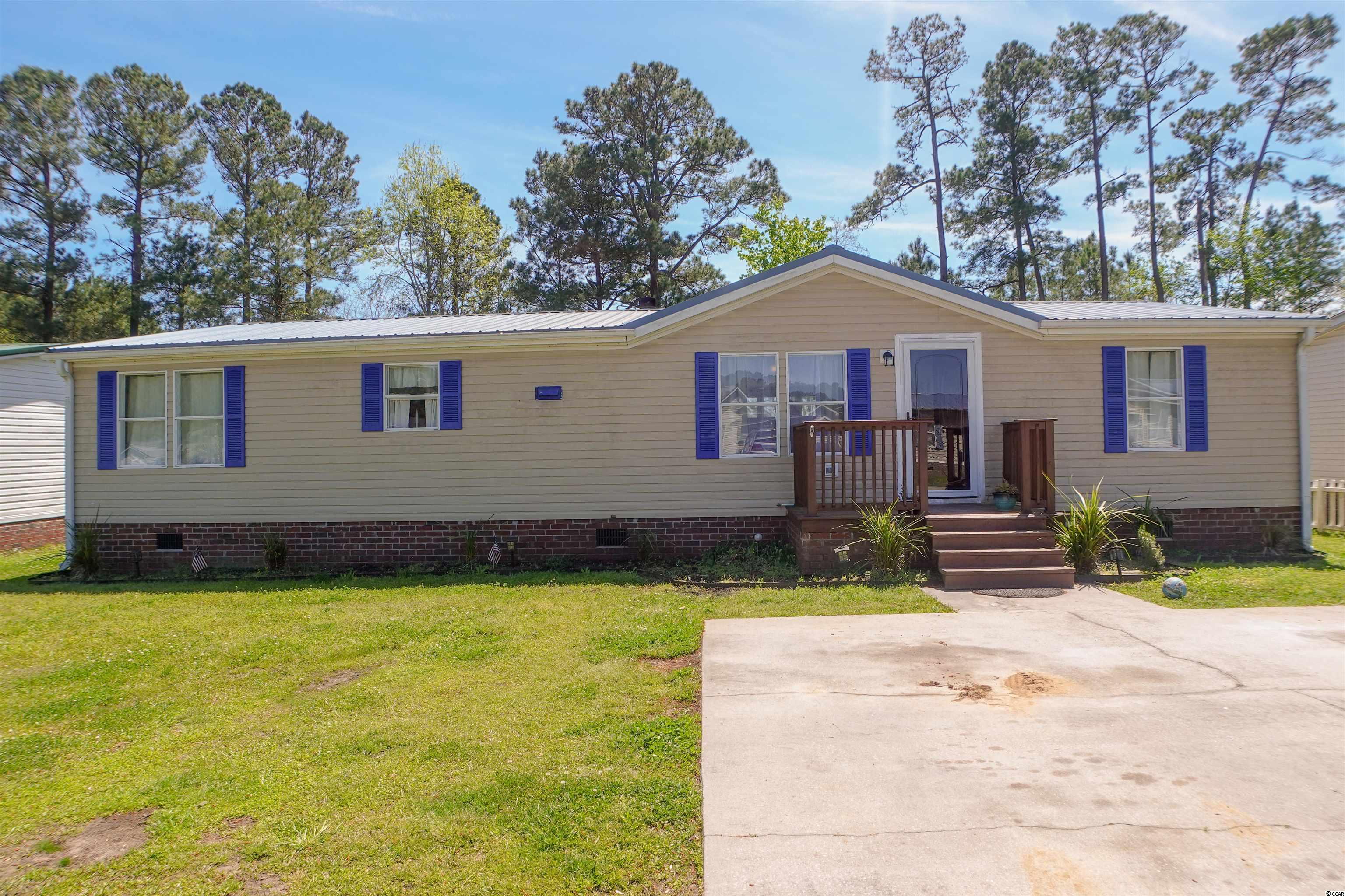 8018 McLamb Dr. Myrtle Beach, SC 29588