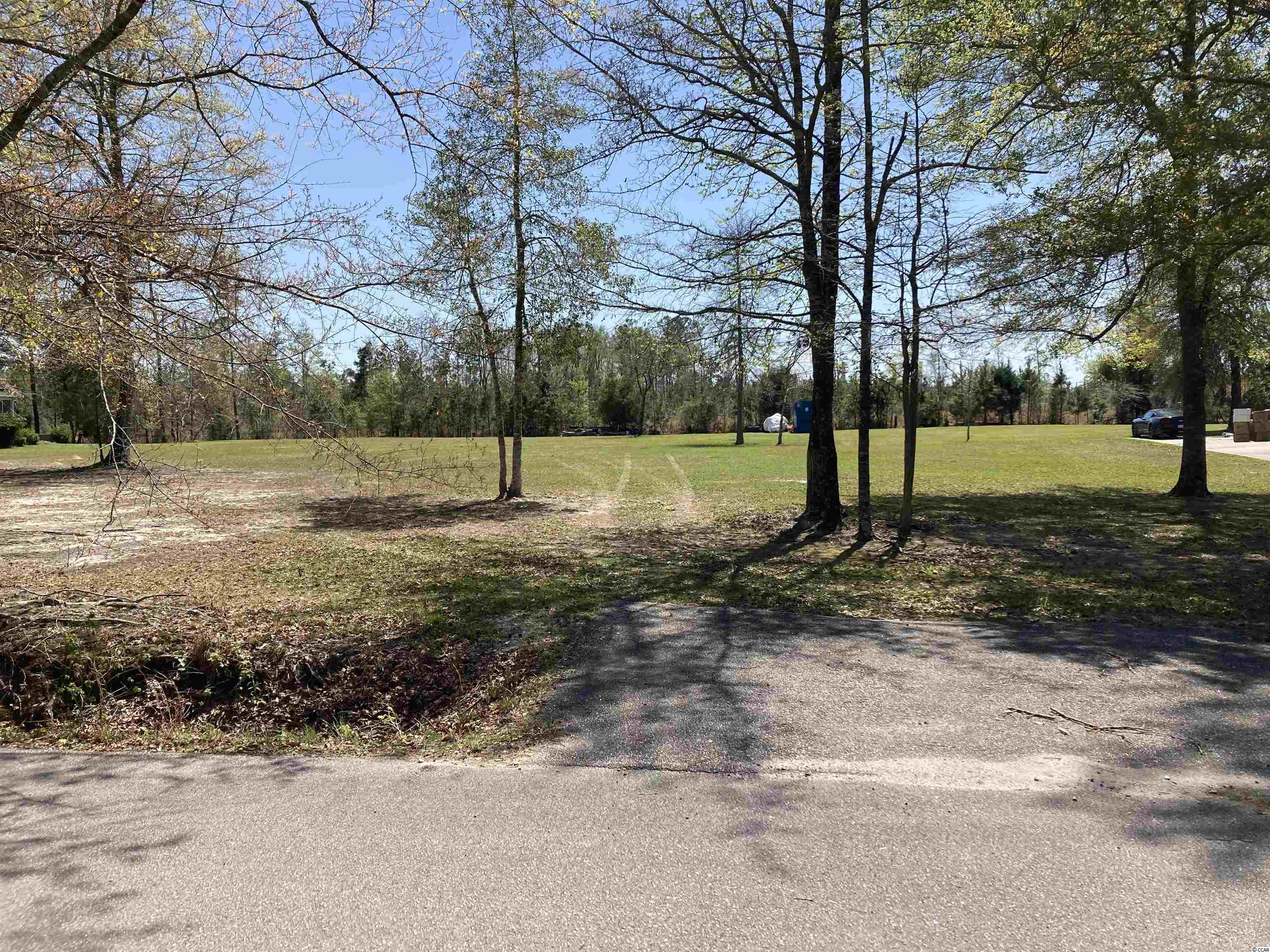 beautiful 1 acre private lot just waiting for you to build your dream home with deeded water access of penny royal creek.  call listing agent with any questions. there isn't a hoa, but new homeowner will have 25% equity in the deeded water access and if any repairs are needed to the boat ramp/landing, they will be responsible for 25%.