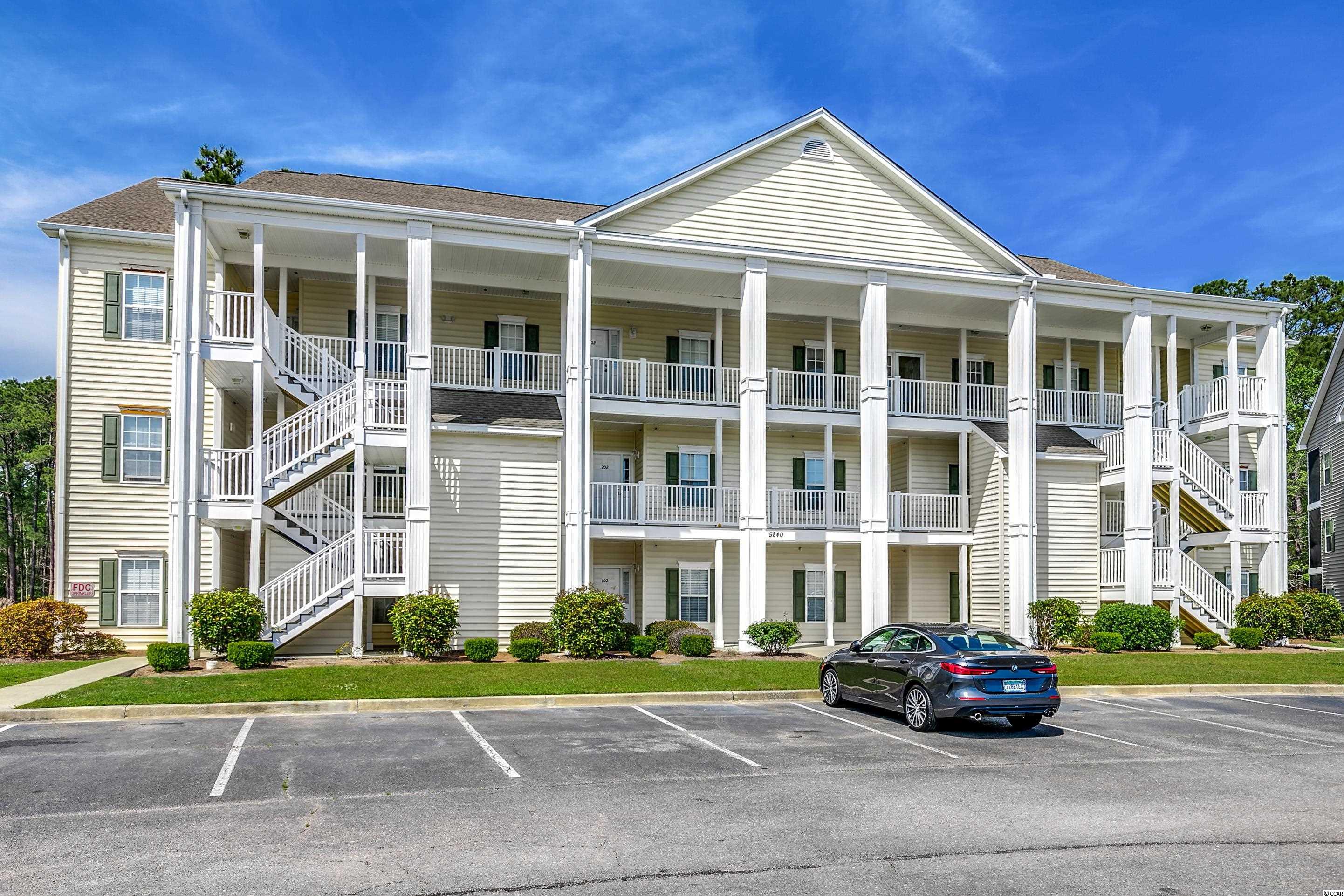 5840 Longwood Dr. UNIT #303 Murrells Inlet, SC 29576