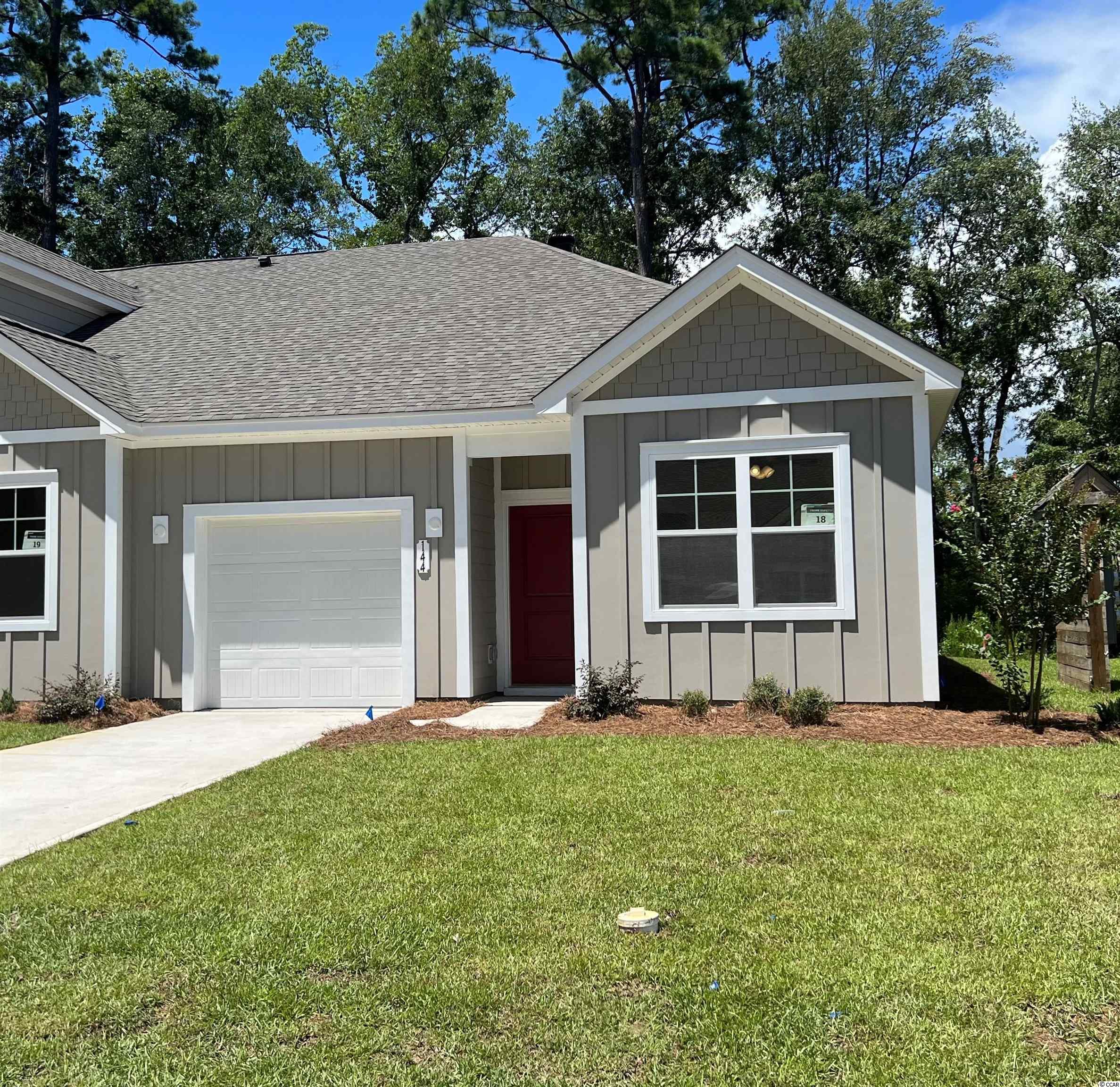 144 Vineyard Place UNIT #18 Pawleys Island, SC 29585