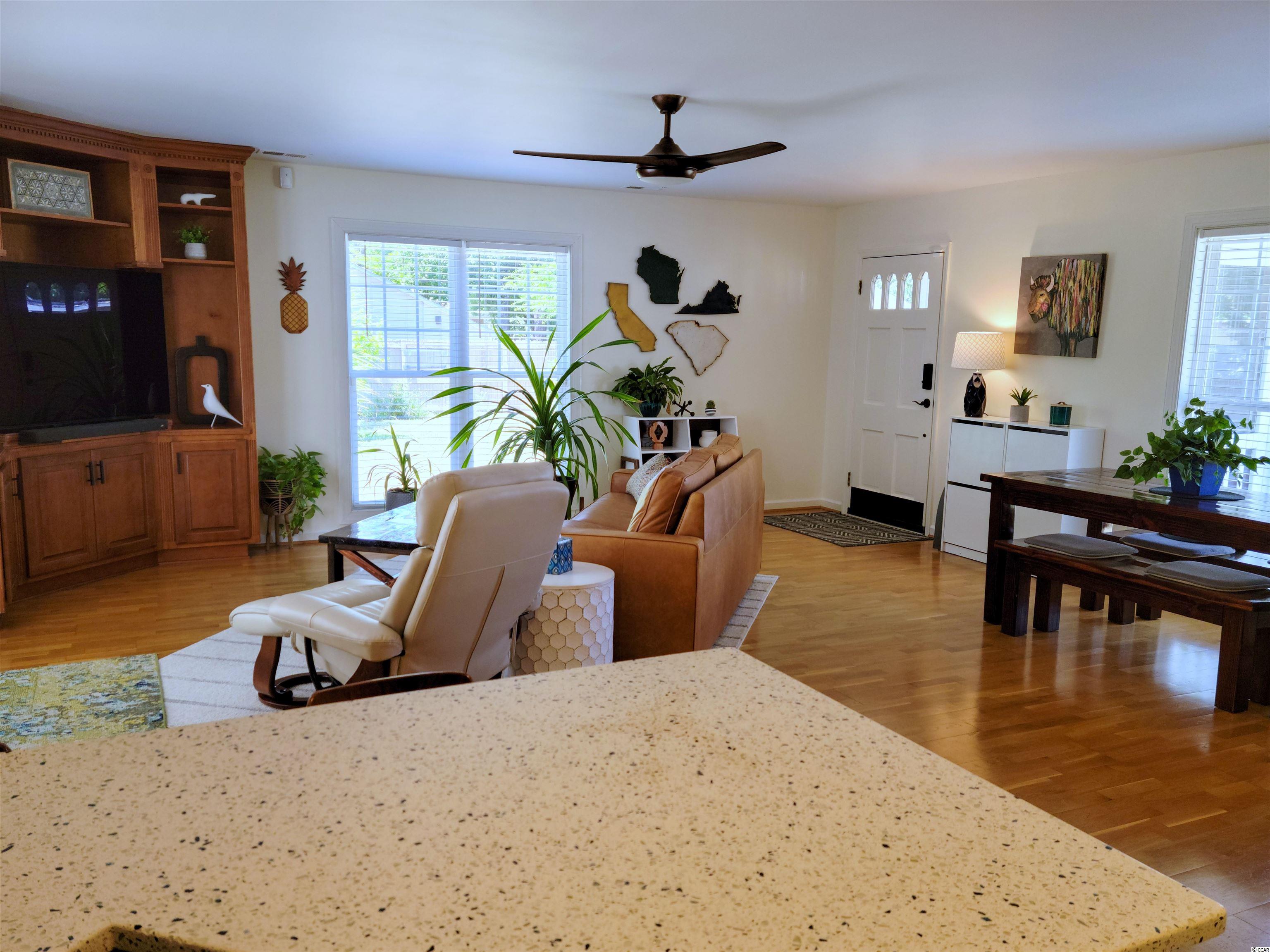 3811 Pine Lake Dr. Myrtle Beach, SC 29577