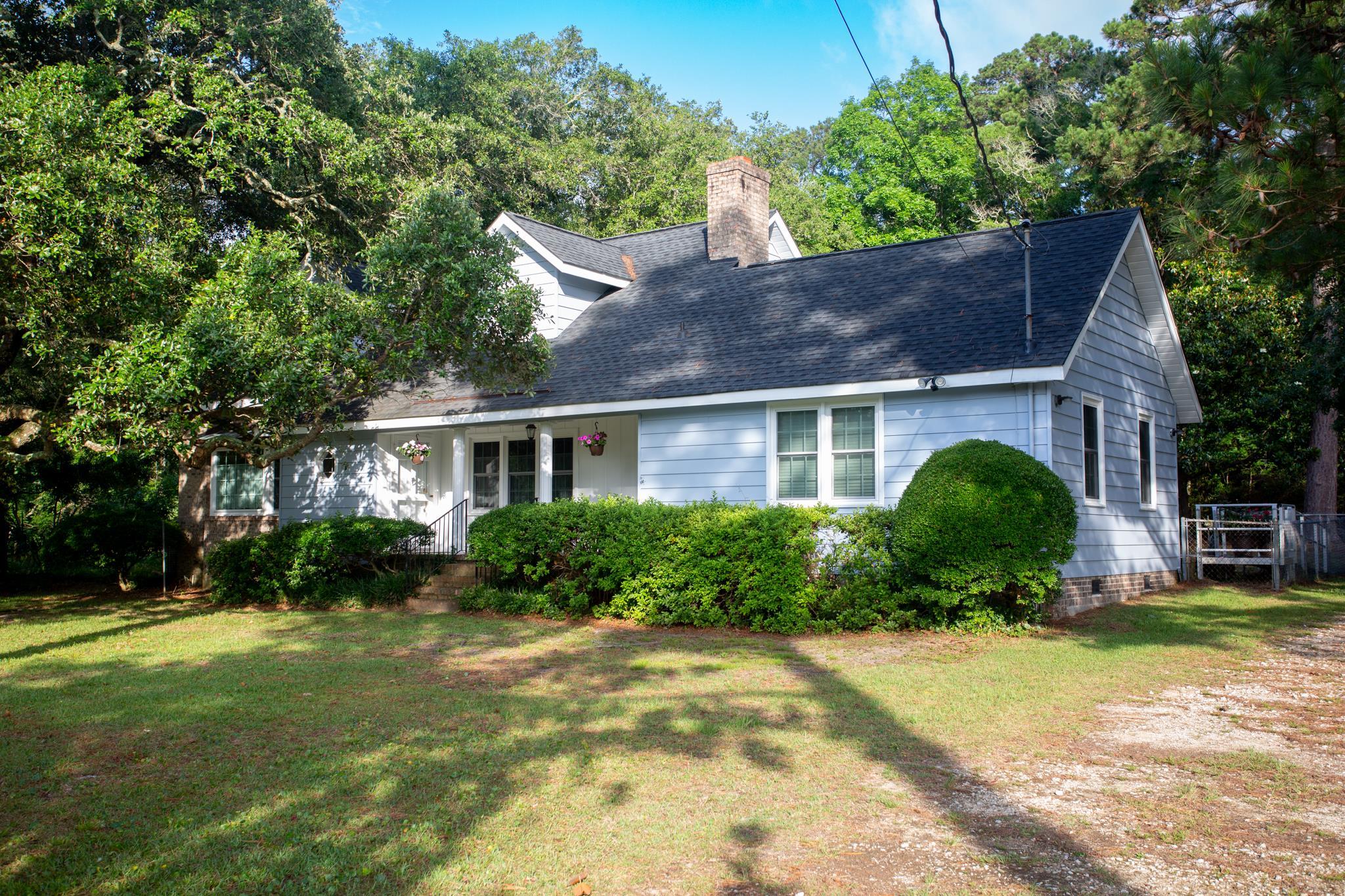 274 Midway Dr. Pawleys Island, SC 29585
