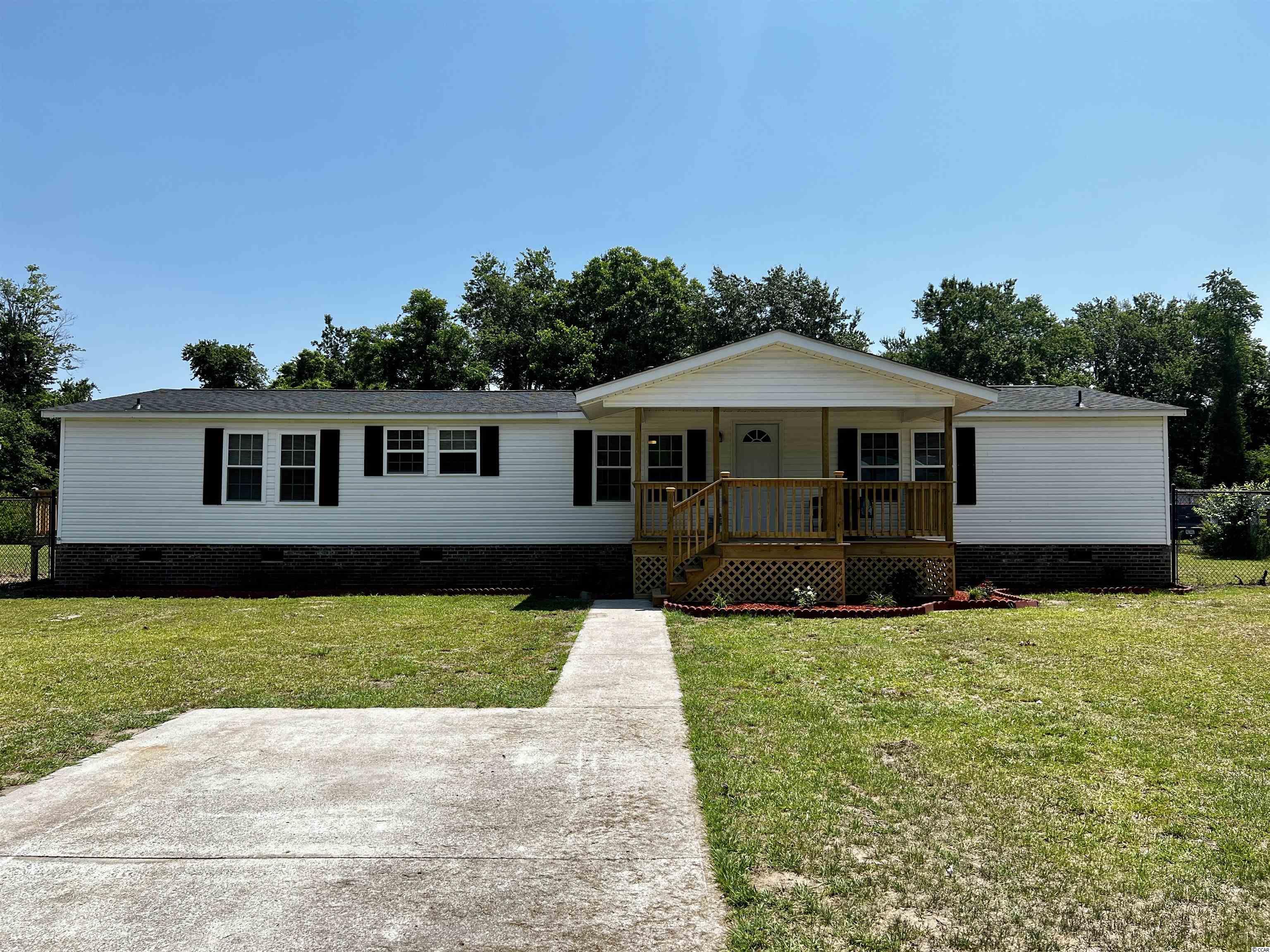 346 Bright Leaf Rd. Loris, SC 29569