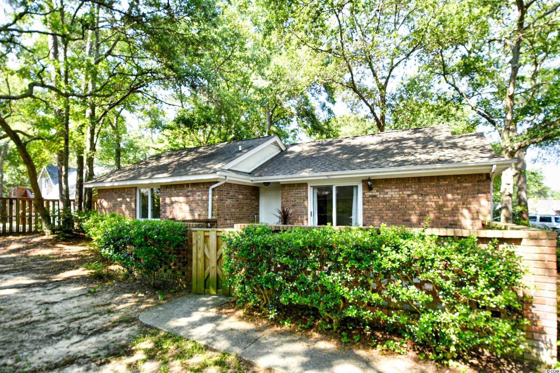 816 Kittiwake Ln. Murrells Inlet, SC 29576