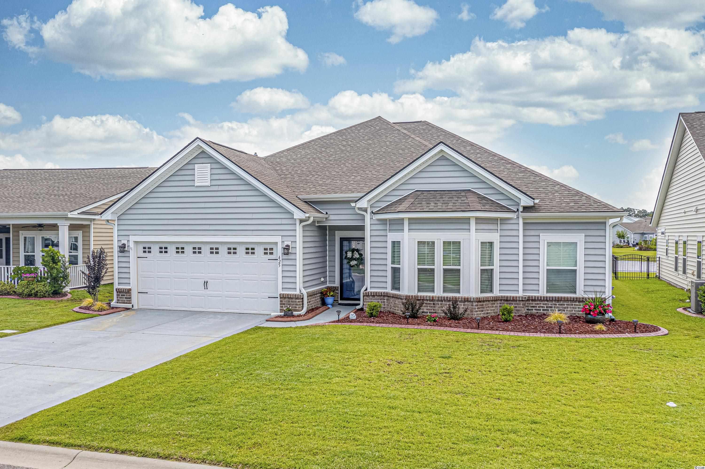 425 Oaklanding Ln. Murrells Inlet, SC 29576