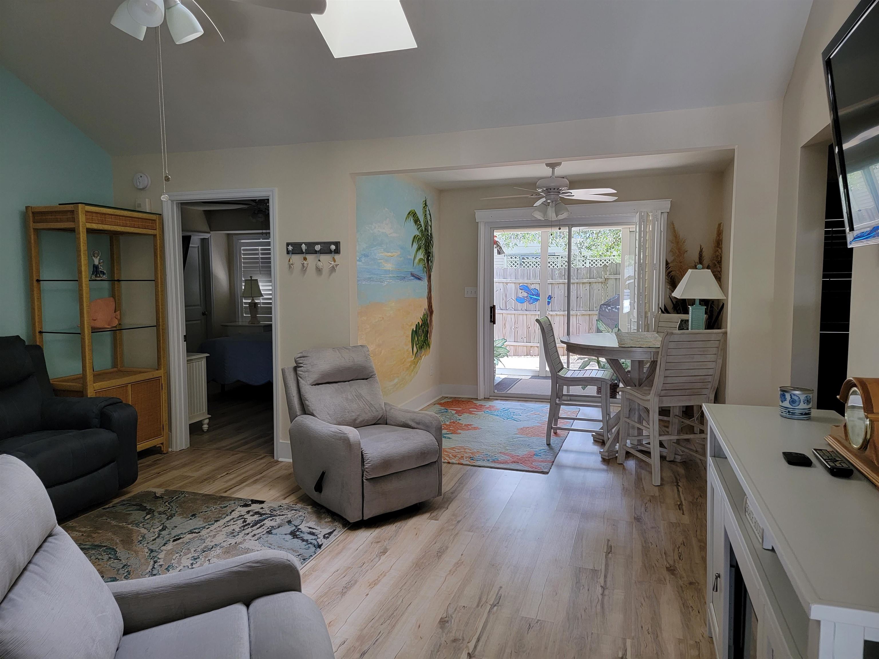 924 Woodmere Ct. North Myrtle Beach, SC 29582
