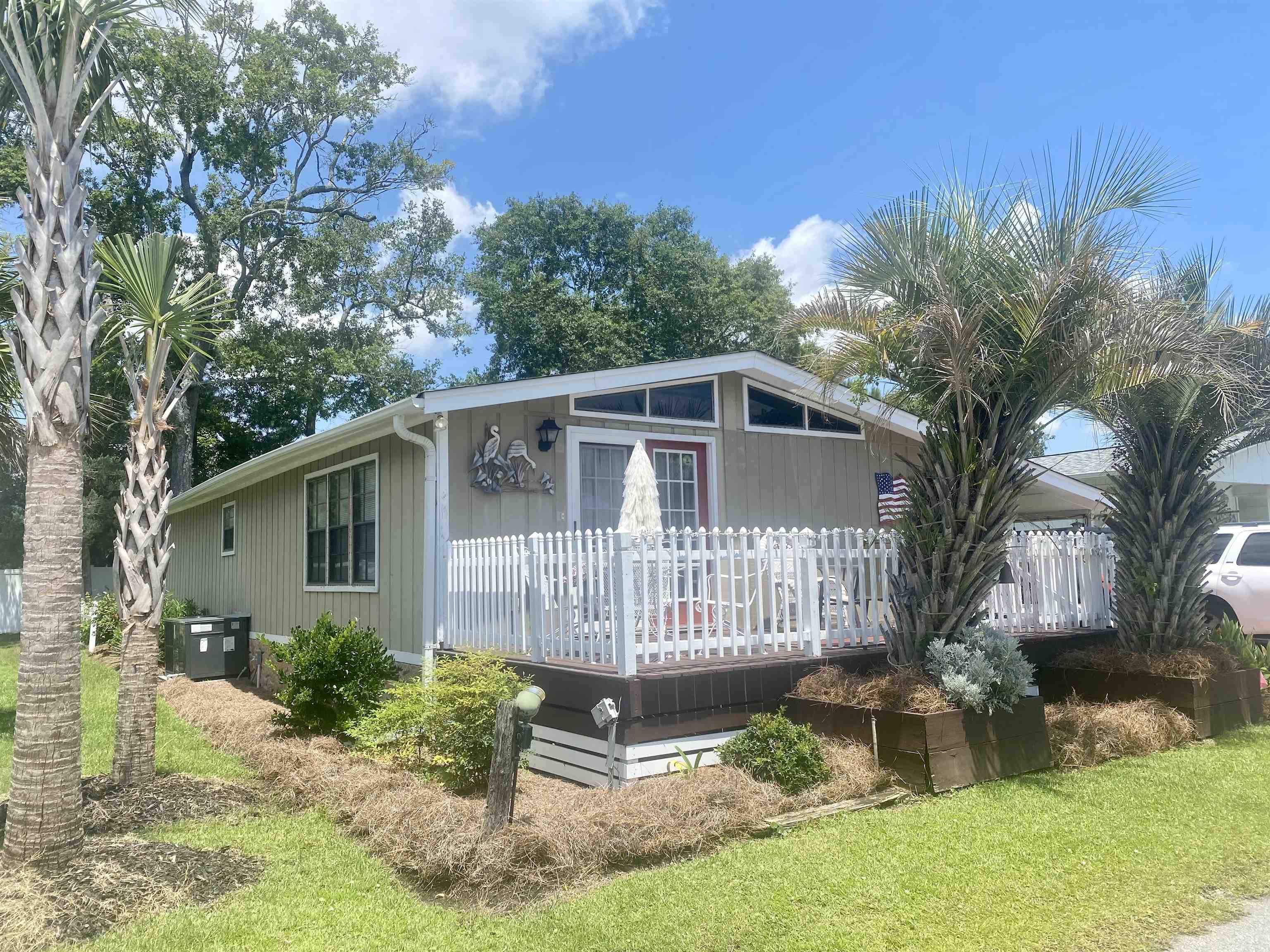 1703 Sanddollar Dr. Surfside Beach, SC 29575