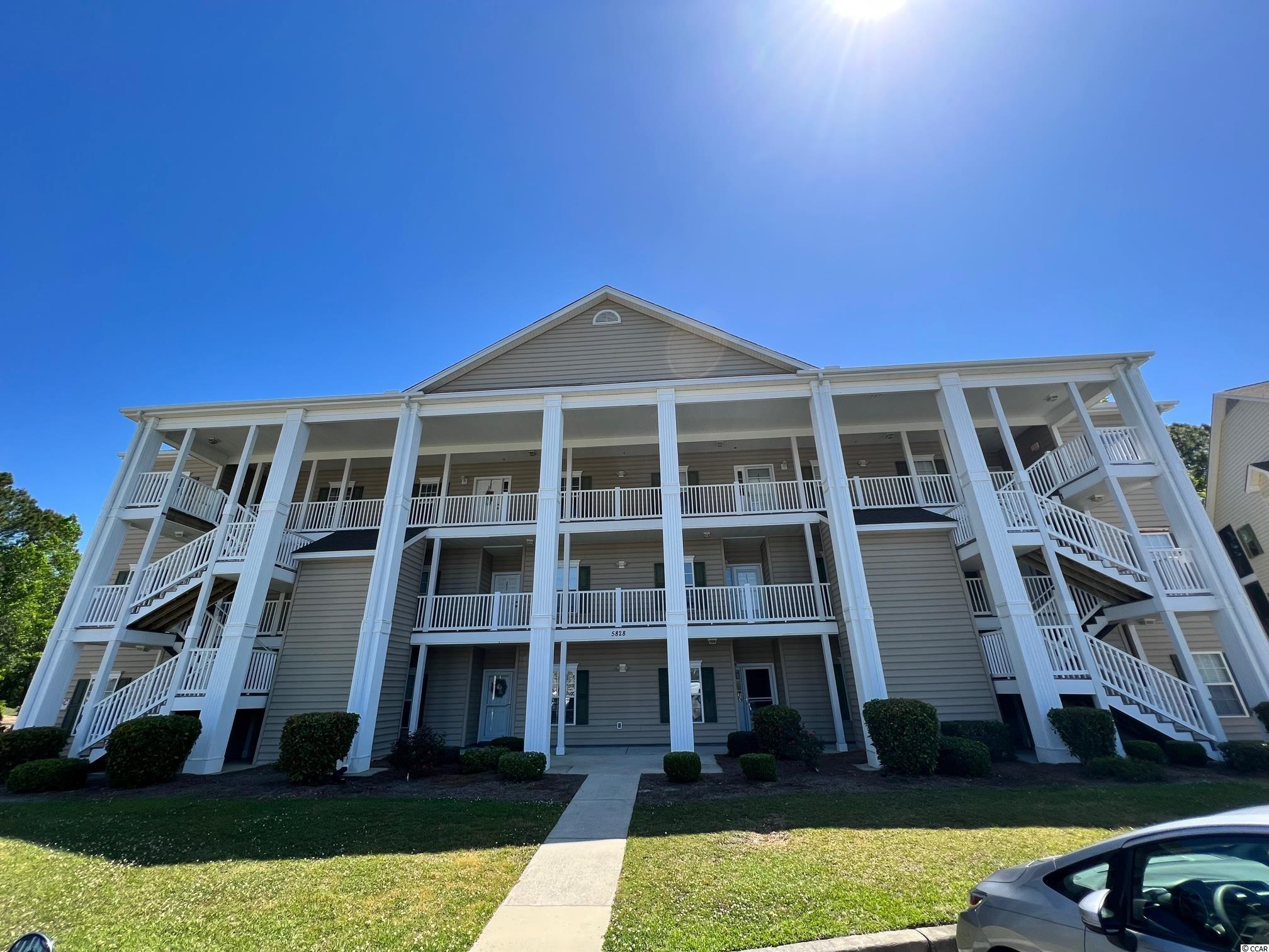 5828 Longwood Dr. UNIT #302 Murrells Inlet, SC 29576