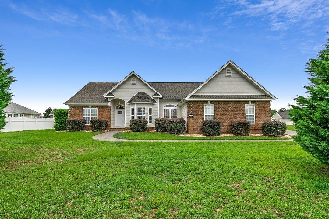 505 Melbourne Way Aynor, SC 29511